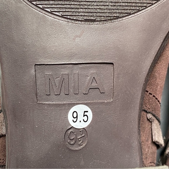 MIA “Carroll” Heeled Pull-On Bootie chocolate brown 9.5 - Picture 6 of 11